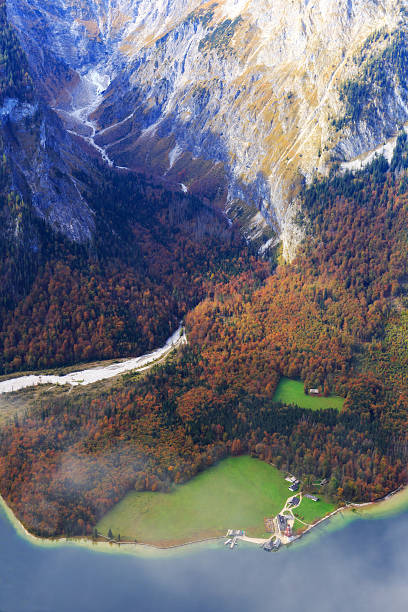 saint bartholemew no mar dos reis, em berchtesgaden - bartholemew - fotografias e filmes do acervo