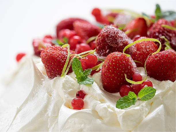 Meringue cake Pavlova
