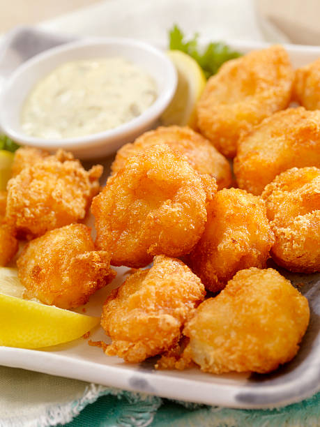 istock Beer Battered Fish Bites with Tarter Sauce 520712394