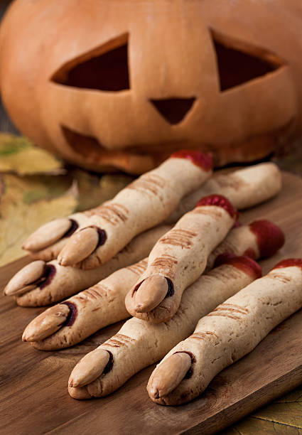 halloween-cookies - witchs stock-fotos und bilder