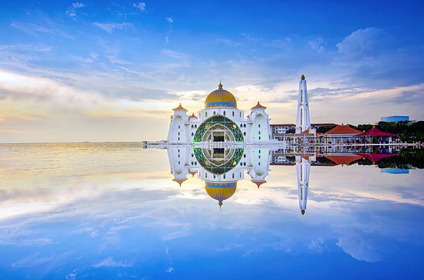 istock Majestic view of Malacca Straits Mosque during sunset 520736676