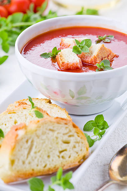 istock Tomato Soup With Croutons 520737024