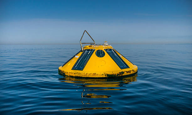 istock Small weather oceanographic buoy 520768756