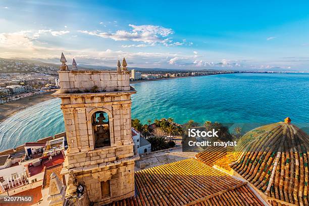 Photo libre de droit de Peniscola De La Vue Sur Le Haut Du Pape Le Château De Luna banque d'images et plus d'images libres de droit de Espagne