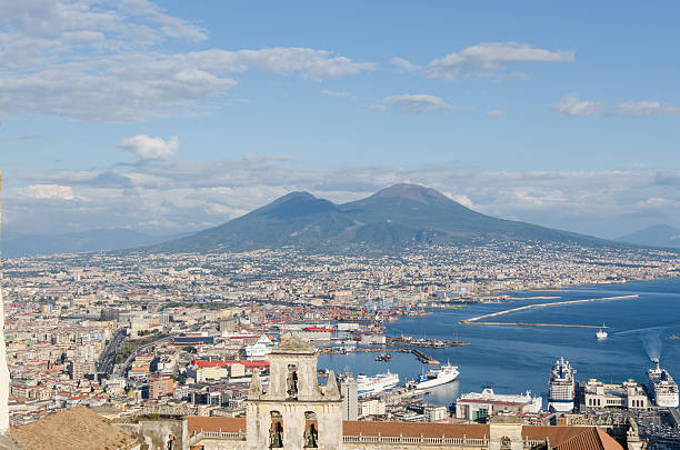 istock Napoli Bay View from Castel Sant'Elmo 520772041