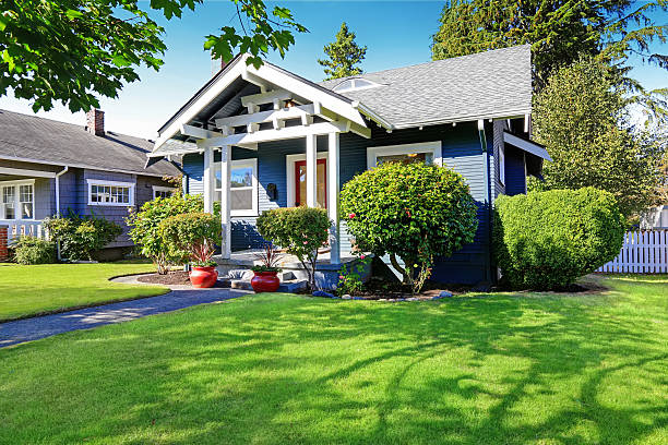 istock House exterior with curb appeal 520774645