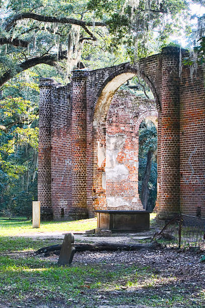 istock Old Sheldon Church Ruins 520776151