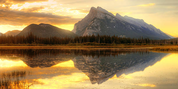 istock Banff National Park 520797118