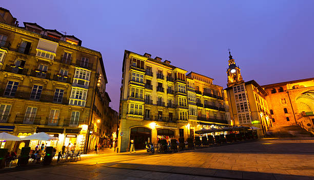 istock Night view of  Virgen Blanca Square 520799996