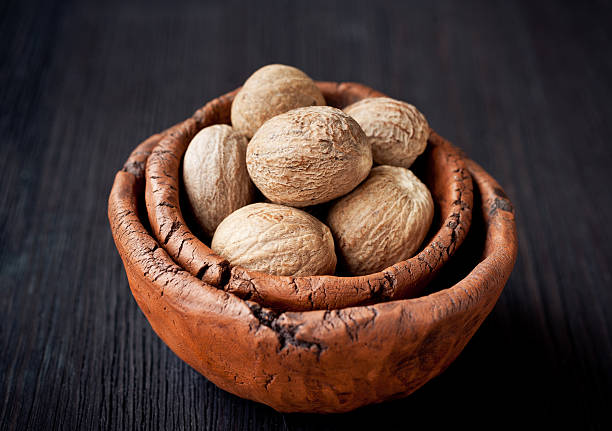 istock Nutmeg in a vintage bowl 520804701