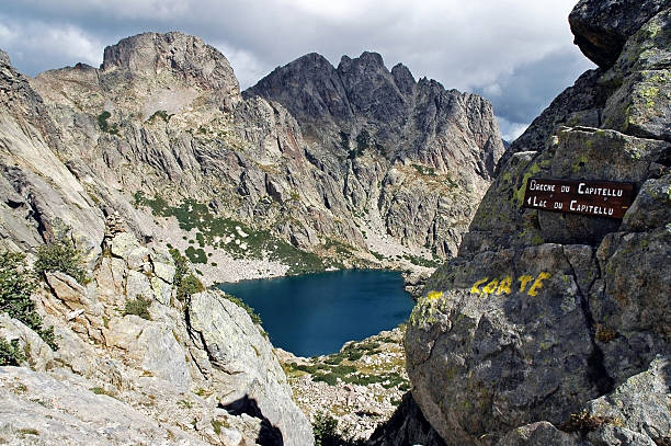 istock Capitellu lake, Corsica 520840617