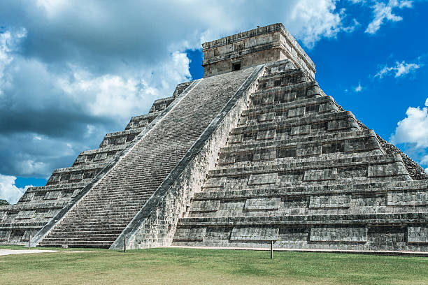 chichén itzá - civilta photos et images de collection