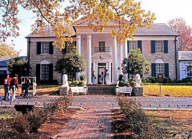 graceland, memphis. - memphis tennessee obrazy zdjęcia i obrazy z banku zdjęć