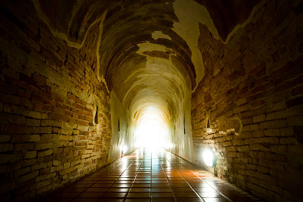 istock Light from end of the tunnel 520865783