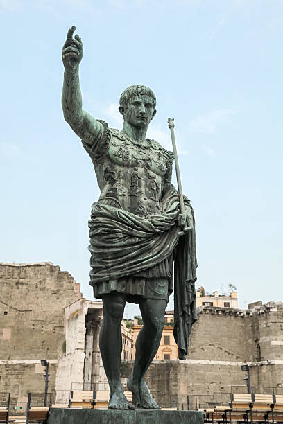 シーザーアウグストゥス、古代の像です。イタリア、ローマ - roman rome statue augustus caesar ストックフォトと画像