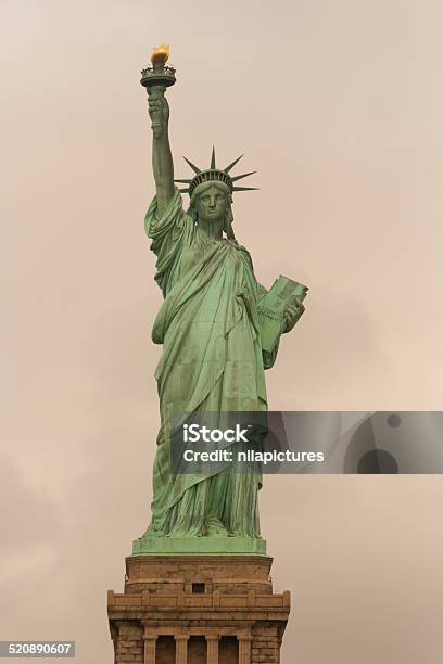 Statue Of Liberty Retro Stock Photo - Download Image Now - Adult, Architecture, Big Apple Dance