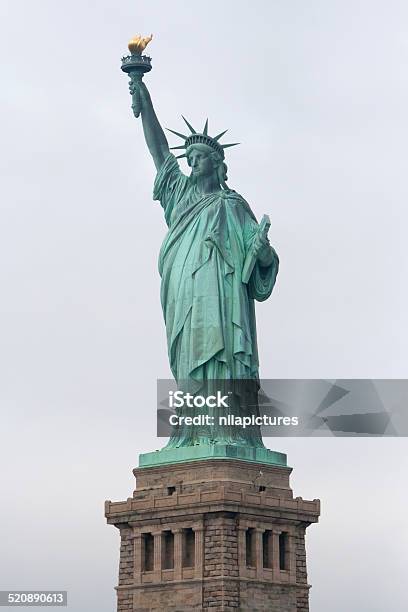 Statue Stock Photo - Download Image Now - Adult, Architecture, Big Apple Dance