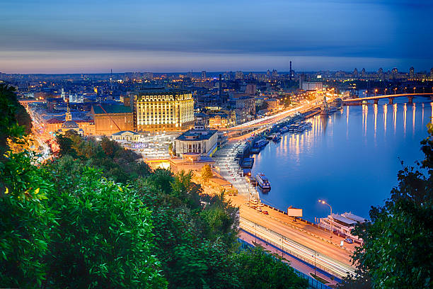 istock Night panorama of Podol in Kiev 520934478