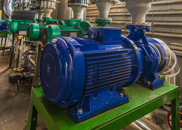 istock pumps, valves and piping hot and cold water 520949340