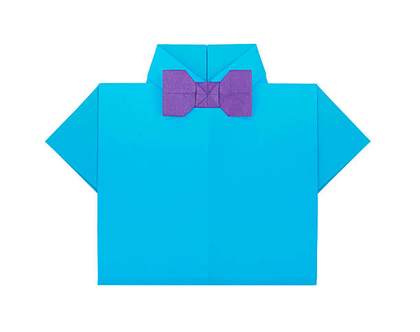 Marcar Limpia la habitación comerciante Origami Camisa Y Corbata De Moño Foto de stock y más banco de imágenes de  Camisa - Camisa, Camisa con botones, Origami - iStock