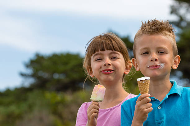 istock Children with ice creams 521046997