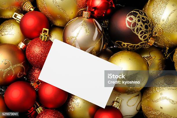 空白のクリスマスカードカラフルなクリスマスボール - お祝いのストックフォトや画像を多数ご用意 - お祝い, からっぽ, カラー画像