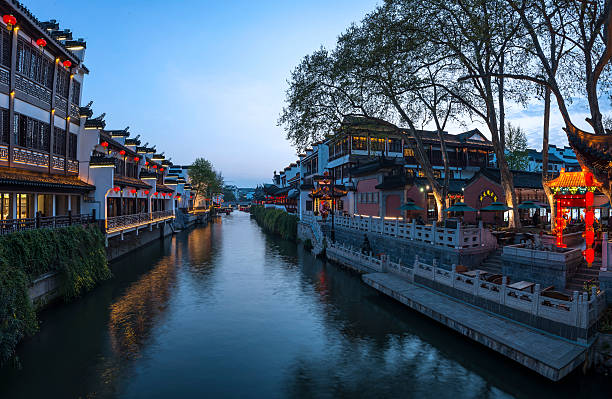 istock Nanjing Confucius Temple and boat on the River 521087072