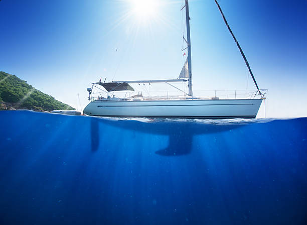 istock Amazing sunlight seaview to sailboat 521113149