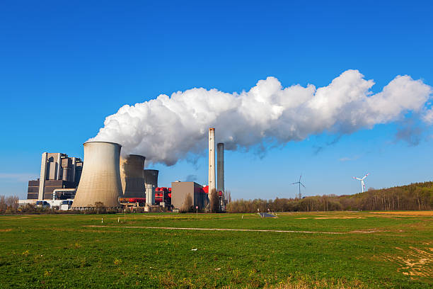 istock fossil-fuel power station 521126738