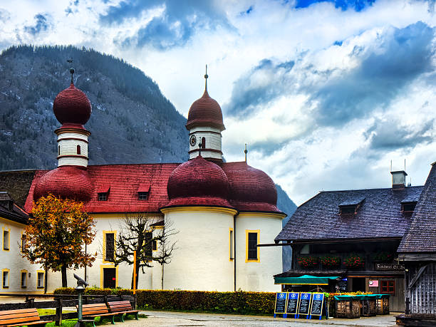 igreja bartholemew - bartholemew imagens e fotografias de stock