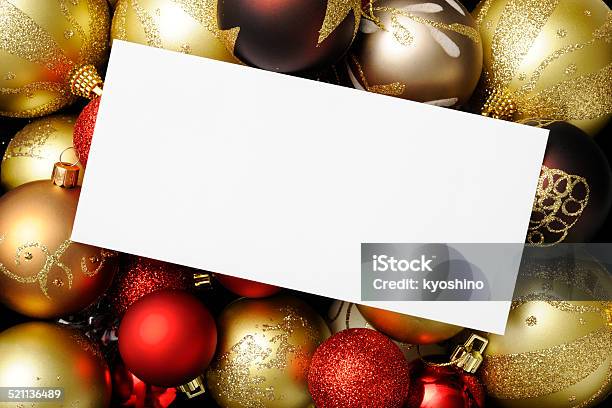 ブランク封筒にカラフルなクリスマスボール - クリスマスのストックフォトや画像を多数ご用意 - クリスマス, 俯瞰, 封筒