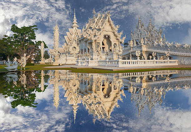 ват ронг кхун, chiangrai, таиланд - bangkok province photography construction architecture стоковые фото и изображения