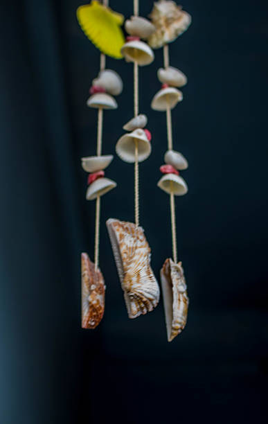 istock hanging in the door 521206311