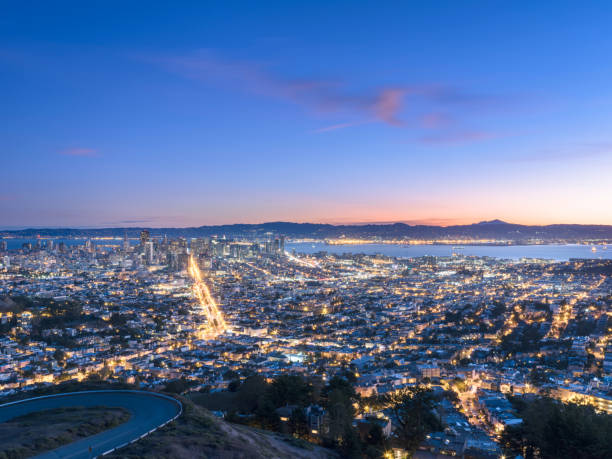 istock San Francisco cityscape in sunrse 521269034