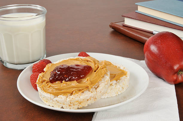 istock Healthy after school snack 521293533