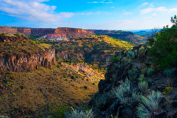 ไวท์ร็อคมองข้าม - jemez ภาพสต็อก ภาพถ่ายและรูปภาพปลอดค่าลิขสิทธิ์