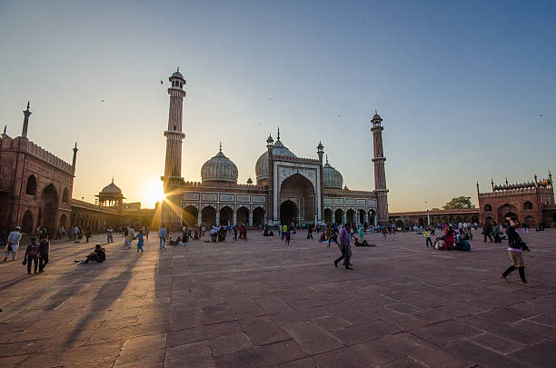 istock Sunset at Jama Masjid mosque. Delhi. India 521318497