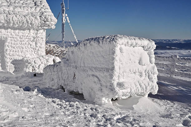 istock Car covered by snow and ice at winter 521372015