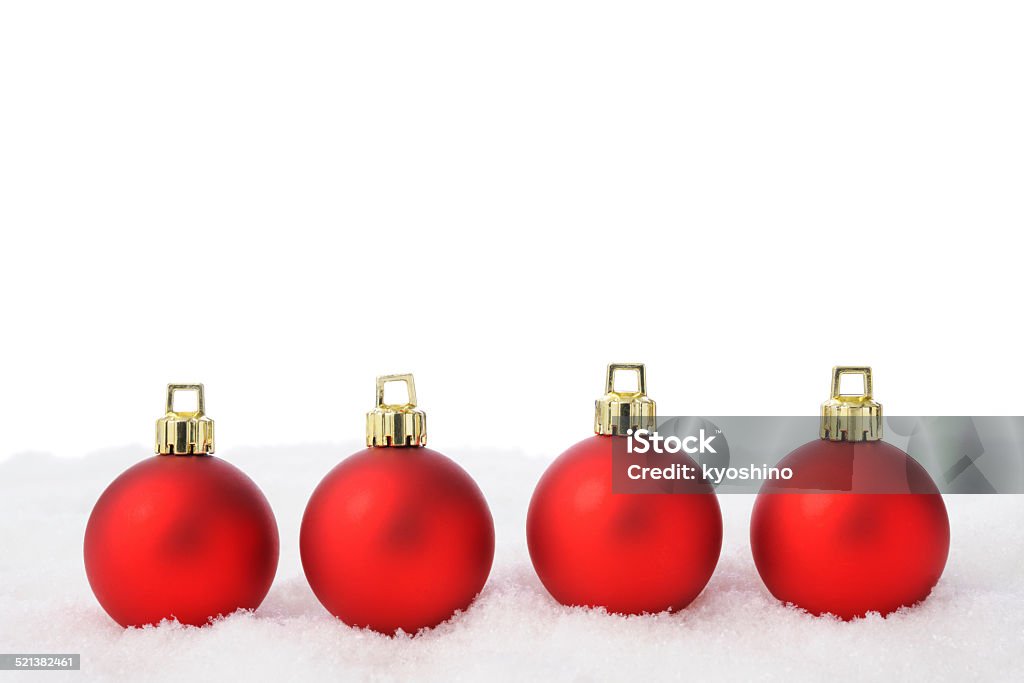4 赤のクリスマスボール、雪 - お祝いのロイヤリティフリーストックフォト