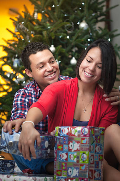 istock Young couple Christmas Night 521383901