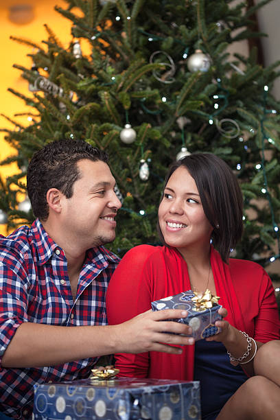 istock Young couple Christmas Night 521384025