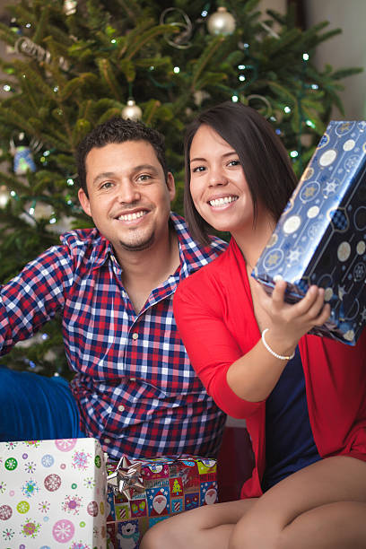 istock Young couple Christmas Night 521384043