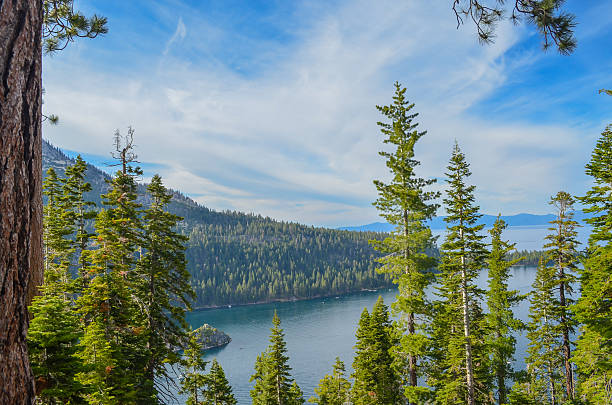 istock Emerald bay, Lake Tahoe 521399059