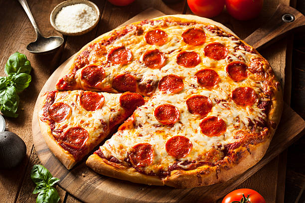 istock Hot Homemade Pepperoni Pizza 521403695