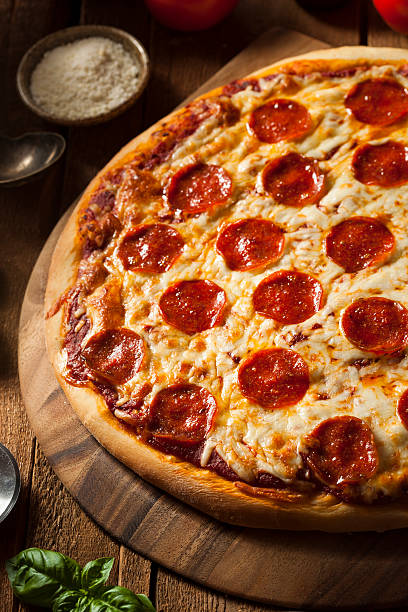 istock Hot Homemade Pepperoni Pizza 521406079