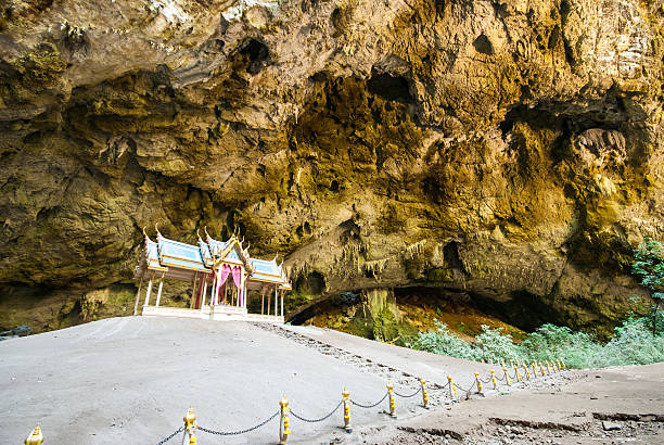istock Beautiful cave at Tham-phrayanakorn, Sam Roi YOT(King), Prachuap 521432492