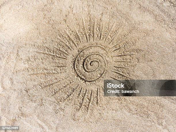 Die Sonne Am Strand Stockfoto und mehr Bilder von Einheitlichkeit - Einheitlichkeit, Erdgöttin, Freude