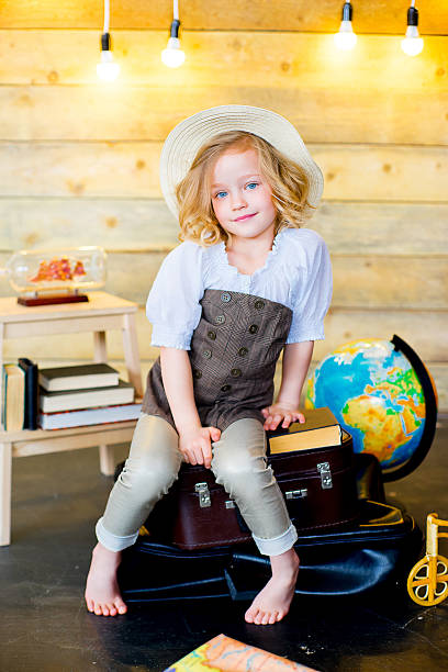 istock little girl traveler 521463052