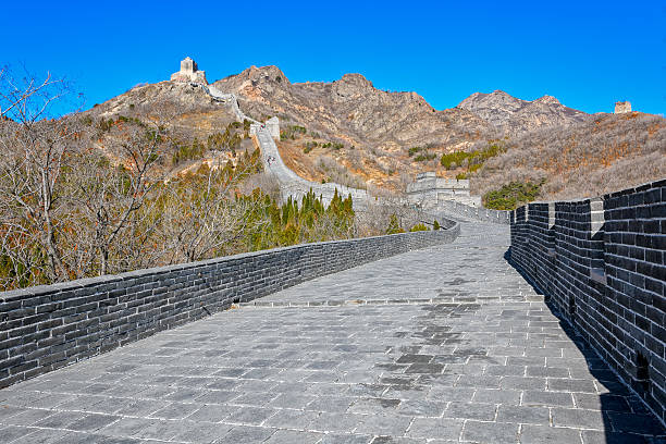 смотровая башня на великий китай стене - ship fort castle stone wall стоковые фото и изображения