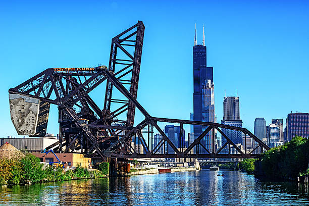 istock St. Charles Airline Bridge in Chicago 521488431